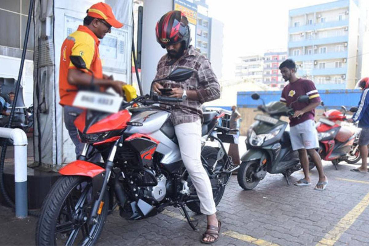 அனைத்து வாகன உரிமையாளர்களும் எரிபொருள் பெறலாம்! வெளியான அறிவிப்பு | All Vehicle Owners Can Obtain Fuel Today Cpc