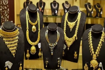 வார இறுதியில் வேலையை காட்டிய தங்கம் விலை - நிலவரம் இதோ..