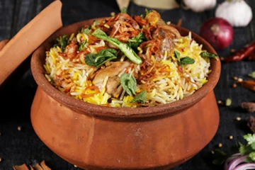 மீண்டும் பிரியாணிக்கே முதலிடம்!