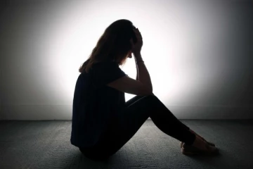 தாய் ஒருவரின் மோசமான செயல்! - 15 வயது சிறுமிக்கு ஏற்பட்ட அவலம்