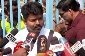 மனசுக்கு ரொம்ப பதட்டமா இருக்கு.., வாகனத்தை பின்தொடர வேண்டாம் என தொண்டர்களுக்கு விஜய் வேண்டுகோள்