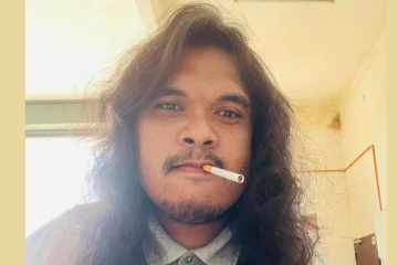 நானும் ரவுடி தான்…!மலேசியாவில் ரவுடியாகவும், வில்லனாகவும் மாறும் இளைஞர்: இப்படியும் பணம் சம்பாதிக்கலாமா?