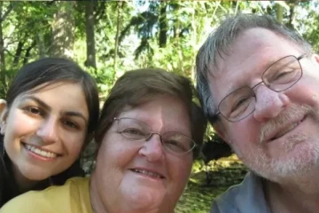 மகளுக்கு 21 வயதாகும்போது பெற்றோருக்கு தெரியவந்த அதிரவைக்கும் தகவல்... வழங்கப்படும் மிகப்பெரும் தொகை