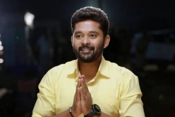 கோட் சூட் போட்டு அசத்தும் பாரதி கண்ணம்மா அருண்.. செம போட்டோஷூட்