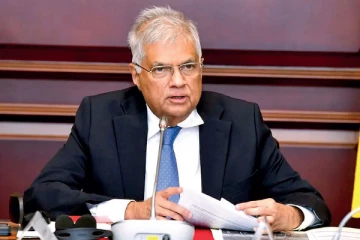 ஆசிரியர்களுக்கு எச்சரிக்கை விடுத்துள்ள ஜனாதிபதி