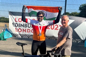 ஆர்யாவுக்கு லண்டனில் அடித்த அதிர்ஷ்டம்! உச்சக்கட்ட மகிழ்ச்சியில் இருக்கும் நடிகர் - தீயாய் பரவும் புகைப்படம்