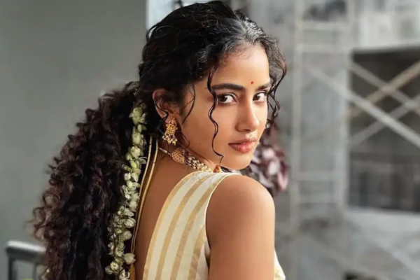 அந்த வதந்தியால் வேலை இல்லாமல் வீட்டில் இருந்த நடிகை அனுபமா பரமேஸ்வரன்.. ஷாக்கிங் தகவல் | Anupama Parameswaran Revealed A Shocking Incident