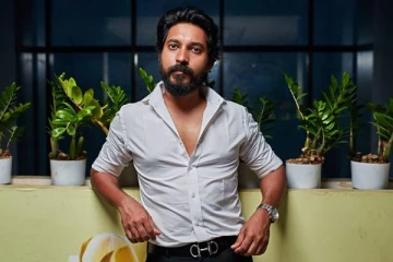 அப்படியே கட்டிபோட்ட மாதம்பட்டி ரங்கராஜ்; பிரதமர் முதல் பிரபலங்கள் வரை.. சொத்து மதிப்பு தெரியுமா?