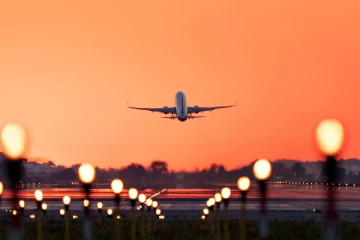 யாழ். இளைஞனை பிரித்தானியாவுக்கு அனுப்புவதாக ஏமாற்றிய நபர்