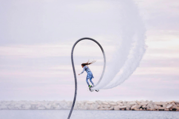 போர்ட் சிட்டியில் காவிய நிகழ்ச்சி! ஃப்ளைபோர்ட் தடகள வீரருக்கு நன்றி தெரிவித்த நாமல்! | Sri Lanka Watersport Namal Flyboard Port City