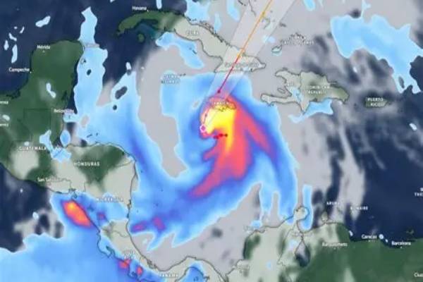 ஜமைக்காவில் கடும் சேதம்: கியூபாவை நோக்கி நகரும் மெலிசா புயல் | Urricane Melissa Eye Now Moving Toward Cuba ஜமைக்காவில் கடும் சேதம்: கியூபாவை நோக்கி நகரும் மெலிசா புயல் | Urricane Melissa Eye Now Moving Toward Cuba