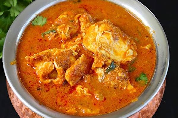 நாவூரும் சுவையில் முட்டை குழம்பு... இந்த ஒரு பொருளை சேர்தால் அசத்தலா இருக்கும்! | Srilankan Style Egg Potato Curry Recipe நாவூரும் சுவையில் முட்டை குழம்பு... இந்த ஒரு பொருளை சேர்தால் அசத்தலா இருக்கும்! | Srilankan Style Egg Potato Curry Recipe