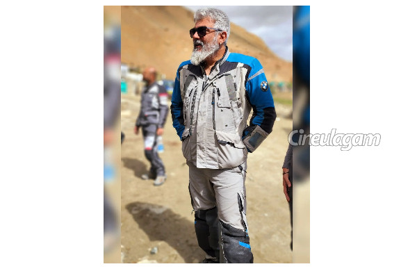 சக ரெய்டரின் பைக்கை பழுதுபார்த்த அஜித் ! இணையத்தில் படுவைரலாகும் வீடியோ | Ajith Helped His Co Rider