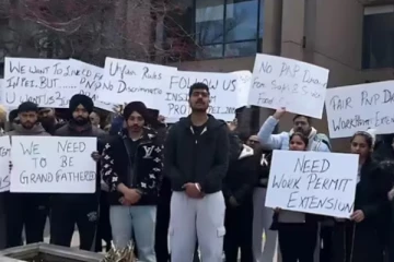 கனேடிய மாகாணமொன்றில் புலம்பெயர்தல் கொள்கை மாற்றங்களை எதிர்த்து மீண்டும் ஆர்ப்பாட்டம்