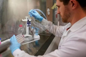 புற்றுநோய் சிகிச்சையில் தடுப்பூசிகள்: அமெரிக்க விஞ்ஞானிகள் வெளியிட்ட தகவல்