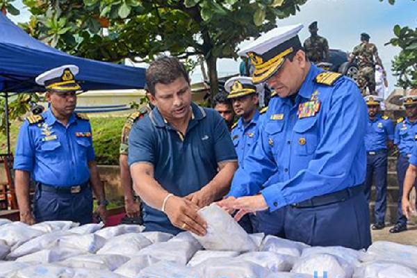 போதைப்பொருள் கண்காணிப்பு தரவுகள் கசிவு:பெரும் குழப்பத்தில் பொலிஸ் துறை | Narcotic Police Sri Lanka Vessuls Monitoring போதைப்பொருள் கண்காணிப்பு தரவுகள் கசிவு:பெரும் குழப்பத்தில் பொலிஸ் துறை | Narcotic Police Sri Lanka Vessuls Monitoring