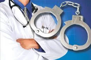இரண்டு போலி மருத்துவர்கள் சிக்கினர்