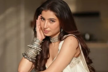 துரந்தர் படத்தில் நடிக்க சாரா அர்ஜுன் வாங்கிய சம்பளம்.. அடேங்கப்பா! இவ்வளவு கோடியா