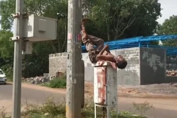 தூங்குடா கைப்புள்ள - மின்சார பிரேக்கர் பெட்டி மேல் ஜாலியாக தூங்கும் போதை ஆசாமி