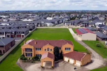 ரூ.250 கோடி வரை தருகிறோம்..! கண்ணை கவரும் பசுமை வீடு: கழுகாய் சுற்றும் ரியல் எஸ்டேட் உரிமையாளர்கள்