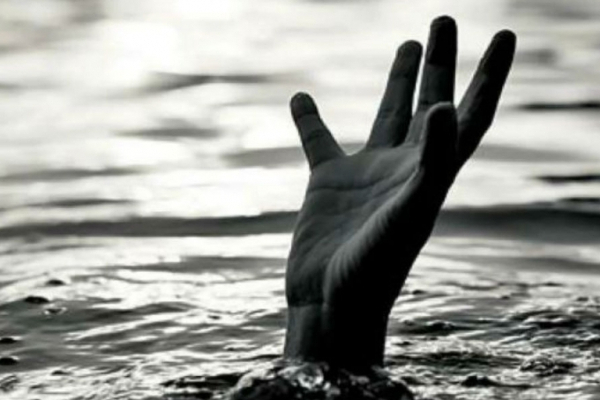 ஆற்றில் மூழ்கி இளைஞர் மாயம் | Youth Drowning In The River Disappeared Rambukkana