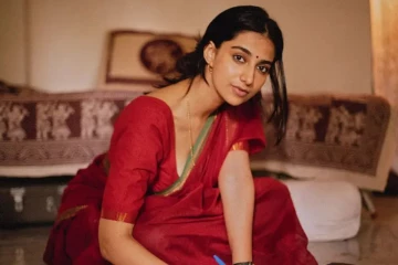 நடிகை மீனாட்சி சவுத்ரியின் மொத்த சொத்து மதிப்பு.. எவ்வளவு தெரியுமா?