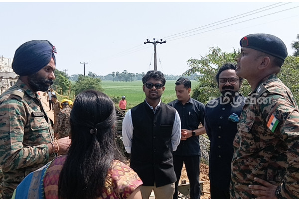 கிளிநொச்சியில் சேதமடைந்த பிரதான பாலத்தின் புனரமைப்பு பணிகள் நிறைவு | Reconstruction Work On Damaged Bridge Completed கிளிநொச்சியில் சேதமடைந்த பிரதான பாலத்தின் புனரமைப்பு பணிகள் நிறைவு | Reconstruction Work On Damaged Bridge Completed