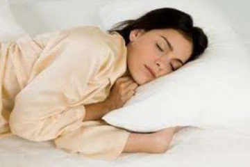 රෑට නිදාගනිද්දි ඔබත් මේදේ කරනවද?.එහෙනම් භයානක තත්ත්වයක්..