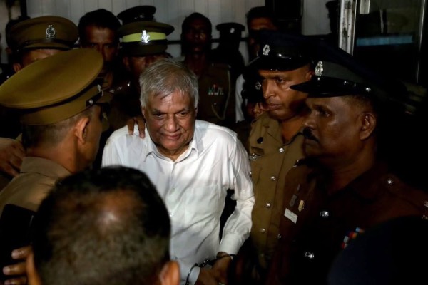 இந்தியாவில் இருந்து வரும் அழுத்தம்: ரணில் கைது..! வெடிக்க போகும் போராட்டம்!  லங்காசிறி நியூஸ்