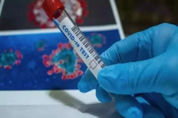 இலங்கையை மீண்டும் மிரட்டுகிறது கொரோனா
