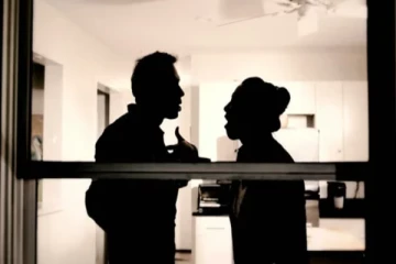 காதலியின் வாயில் வெடி வைத்து கொன்ற கொடூரம் ; தகாத உறவால் வெறிச்செயல்