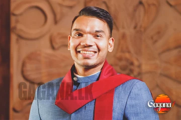 මන්ත්‍රී නාමල් රාජපක්ෂගෙන් අලුත් වැඩක් මෙන්න [PHOTOS]