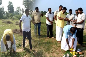 மாவீரர் தினத்தை முன்னிட்டு சிரமதான பணிகள் ஆரம்பம்(படங்கள்)