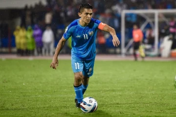 ஹாட்ரிக் கோல் அடித்த சுனில் சேத்ரி: தெற்காசிய கால்பந்து தொடரில் இந்தியாவிடம் சரணடைந்த பாகிஸ்தான்