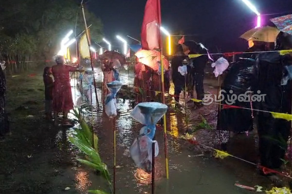 முதன்முறையாக ஆனந்தபுரம்- பச்சைபுல்மோட்டை துயிலுமில்லத்தில் இடம்பெற்ற அஞ்சலி நிகழ்வு | Maaveerar Naal Pachaipulmottai Thuylumillam முதன்முறையாக ஆனந்தபுரம்- பச்சைபுல்மோட்டை துயிலுமில்லத்தில் இடம்பெற்ற அஞ்சலி நிகழ்வு | Maaveerar Naal Pachaipulmottai Thuylumillam