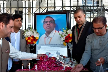 பிரியந்தவின் குடும்பத்திற்கு வழங்கப்பட்ட பெரும் தொகை நிதி! பாகிஸ்தான் பிரதமர் பாராட்டு