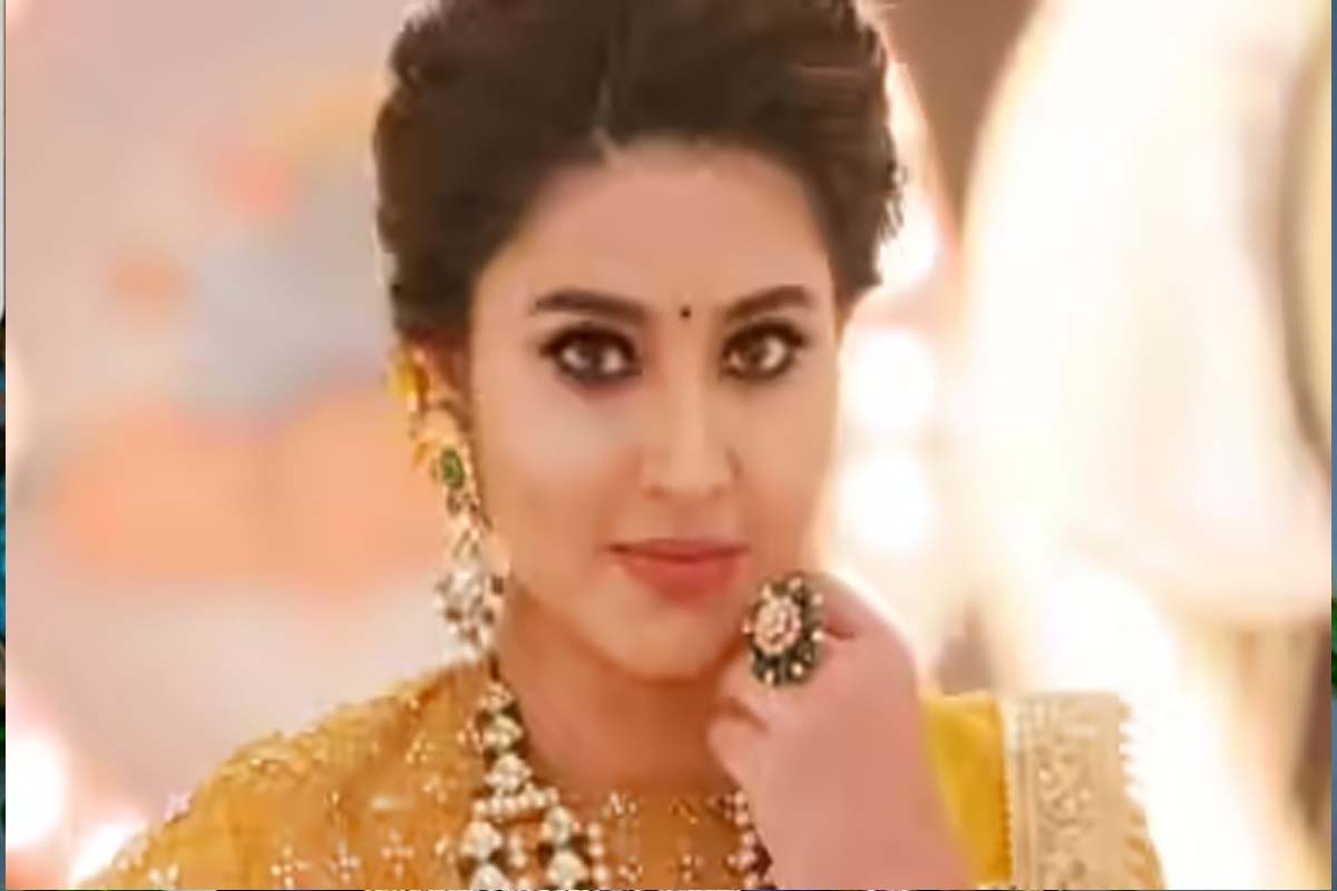 வெளிநாட்டில் செம்ம ஸ்டைலிஷாக நடிகை சினேகா... வைரலாகும் புகைப்படம் | Actress Sneha Stylish Photos From Foriegn