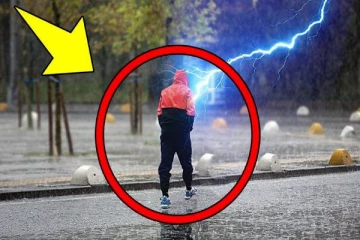 7 முறை மின்னல் தாக்கியும் இறந்து போகாத மனிதர் யார்? கடைசியில் நடந்தது இது தான்..