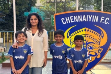 கால்பந்தில் ஆர்வம் காட்டும் அஜித் மகன்! குவியும் வாழ்த்துகள்