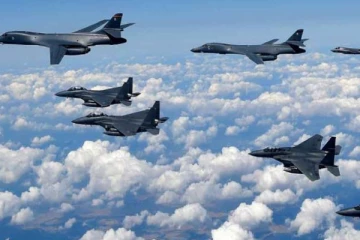 திடீரென வெளிநாடொன்றின் வானில் ரோந்து சென்ற 19 சீனப் போர் விமானங்கள்!