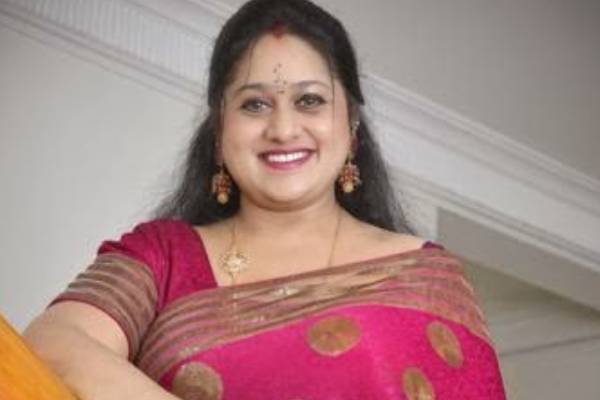 பிரபல தொகுப்பாளினி பெப்ஸி உமா சினிமாவை விட்டு விலக இதுதான் காரணமா?