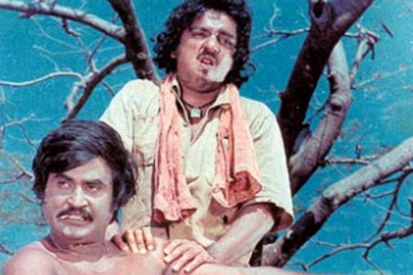 16 வயதினிலே படத்திற்காக ரஜினி, கமல் வாங்கிய சம்பளம் பற்றி தெரியுமா?