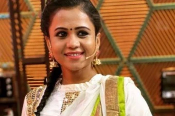 மேக்கப் இல்லா புகைப்படத்தை வெளியிட்ட தொகுப்பாளினி மணிமேகலை- எப்படி இருக்கார் பாருங்க