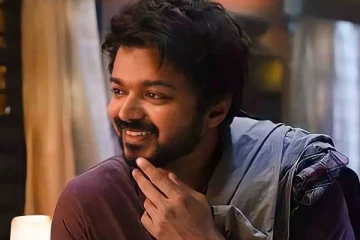 ரசிகர் ஒருவருக்கு இன்ப அதிர்ச்சி கொடுத்த நடிகர் விஜய்! வைரல் புகைப்படம்