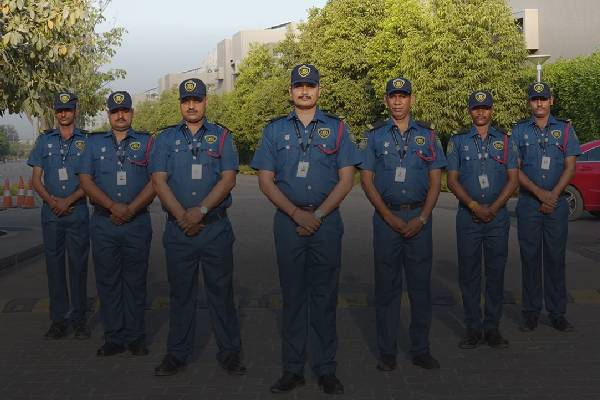 தொடர்ச்சியான வேலை நிராகரிப்புகள்... இன்று 4,000 ஊழியர்கள், ரூ 1,000 கோடி வருவாய் | Multiple Rejections Now 4000 Employees