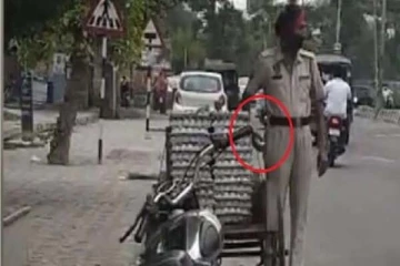 கண்ணிமைக்கும் நேரத்தில் முட்டையைத் திருடிய பொலிசார்... பகீர் காட்சி