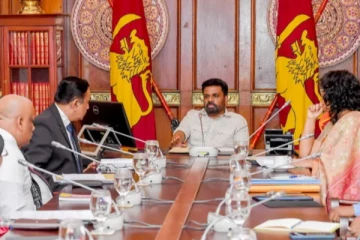 ஜனாதிபதிக்கும் கல்வி அமைச்சின் அதிகாரிகளுக்கும் இடையில் சந்திப்பு