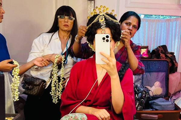 சந்திரமுகி கெட்டப் இதுதானா.. முதல் முறையாக வெளிவந்த புகைப்படம் | Chandramuhki 2 Getup Revealed By Kangana Ranaut