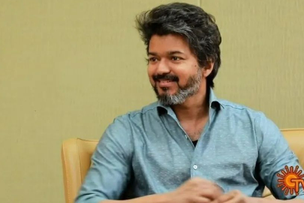 தளபதி 66 தமிழ் படமா, தெலுங்கு படமா? சர்ப்ரைஸ் கொடுத்த விஜய்யின் பதில் | Thalapathy 66 Is Tamil Film Says Vijay