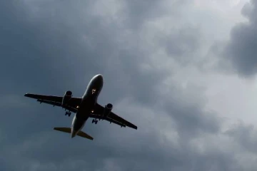 விமானங்கள் குலுங்குவது இனி அதிகரிக்கும்... எச்சரிக்கை விடுக்கும் நிபுணர்கள்